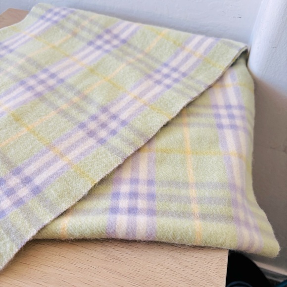 Burberry London Cashmere Pastel Plaid Scarf - Picture 5 of 8